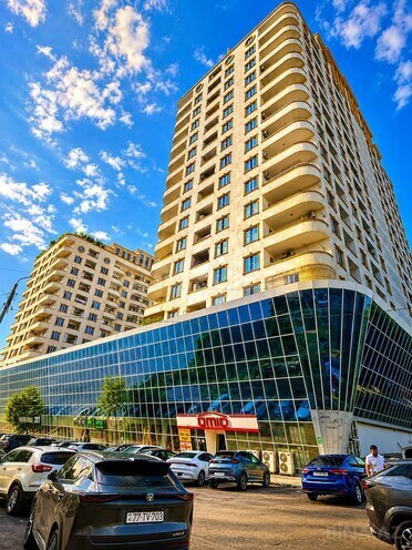Продаётся 4-комн. новостройка 160 м², м. Ази Асланов, photo 1 from 32