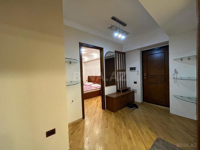 Сдаётся 2-комн. вторичка 90 м², Ясамальский р., photo 19 from 24
