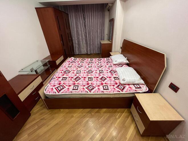 Сдаётся 2-комн. вторичка 90 м², Ясамальский р., photo 13 from 24