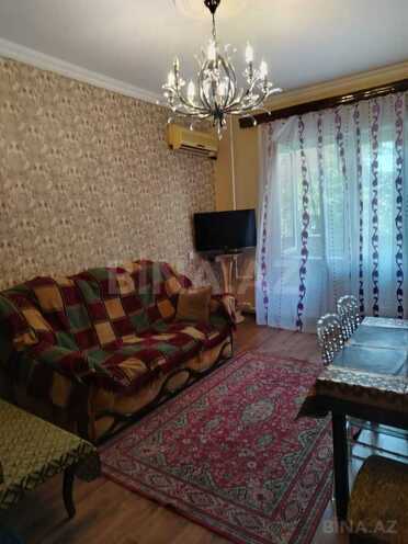 İcarəyə verilir 2 otaqlı köhnə tikili 50 m², Xalqlar Dostluğu m., photo 1 from 8