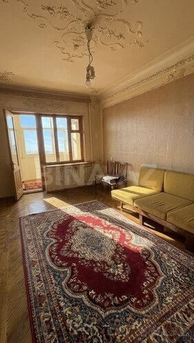 Продаётся 3-комн. вторичка 85 м², м. Ази Асланов, photo 4 from 11