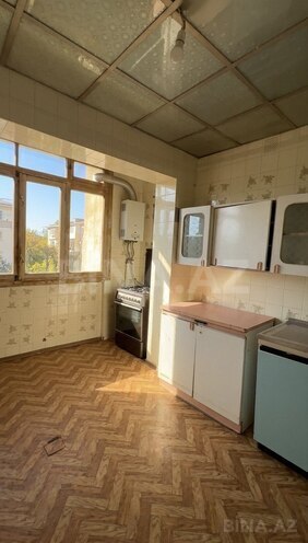 Продаётся 3-комн. вторичка 85 м², м. Ази Асланов, photo 7 from 11