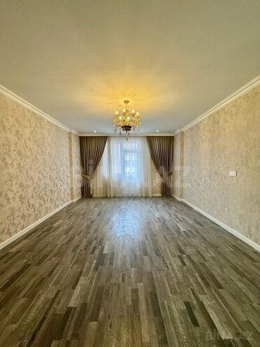 Satılır 3 otaqlı yeni tikili 134 m², İnşaatçılar m., photo 1 from 9
