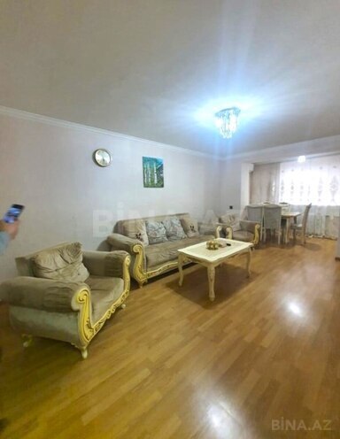 Satılır 3 otaqlı köhnə tikili 75 m², İnşaatçılar m., photo 3 from 12