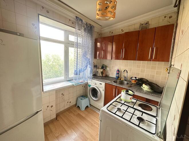 Продаётся 1-комн. вторичка 35 м², м. Иншаатчылар, photo 8 from 13