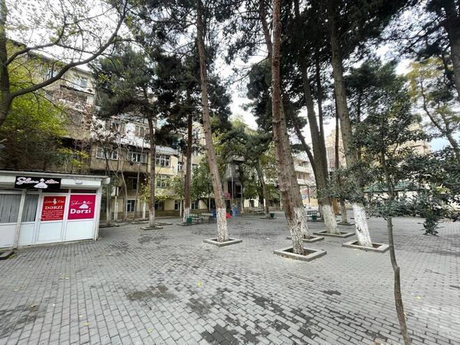 Продаётся 1-комн. вторичка 35 м², м. Иншаатчылар, photo 1 from 13
