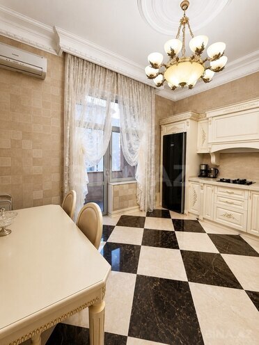 Сдаётся 3-комн. новостройка 140 м², Насиминский  р., photo 12 from 19