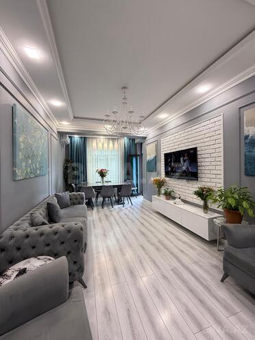 Продаётся 3-комн. новостройка 93 м², пос. Бадамдар, photo 1 from 19