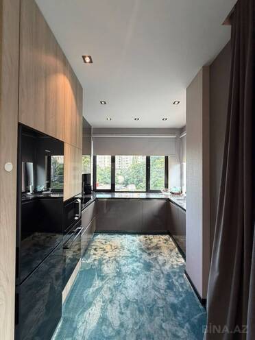 Продаётся 3-комн. новостройка 130 м², м. Элмляр Академиясы, photo 4 from 14