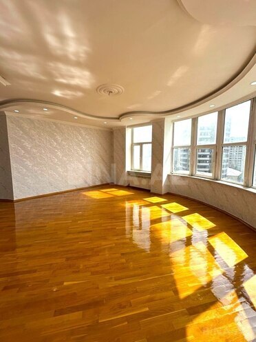 Продаётся 3-комн. новостройка 160 м², м. Элмляр Академиясы, photo 3 from 14