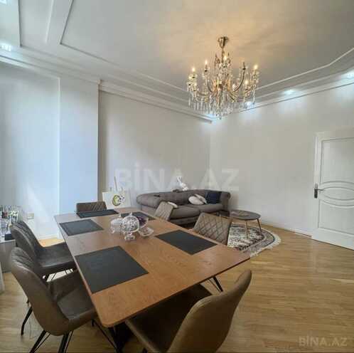 Продаётся 3-комн. вторичка 100 м², м. Иншаатчылар, photo 4 from 14