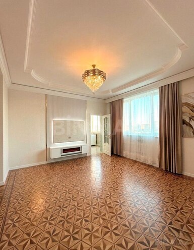 Продаётся 3-комн. новостройка 88 м², м. Элмляр Академиясы, photo 1 from 15