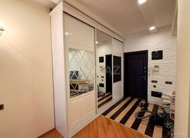 Сдаётся 3-комн. новостройка 123 м², м. Низами, photo 13 from 19
