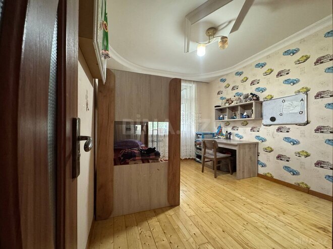 Продается 4-комн. вторичка 115 м², Хатаинский р., photo 8 from 14