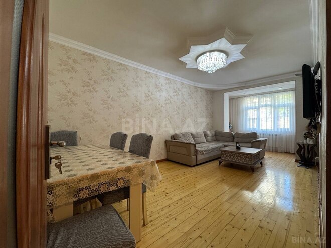 Продается 4-комн. вторичка 115 м², Хатаинский р., photo 1 from 14