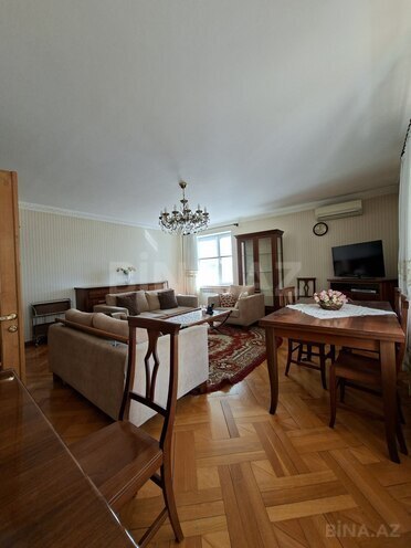 Сдаётся 4-комн. новостройка 140 м², м. Элмляр Академиясы, photo 4 from 17