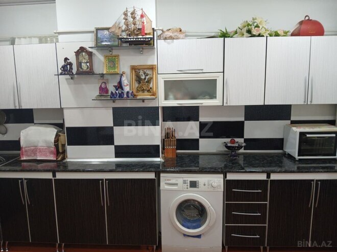 Satılır 4 otaqlı köhnə tikili 98 m², Yeni Günəşli q., photo 8 from 24