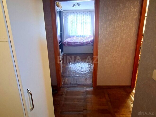 Продаётся 3-комн. вторичка 65 м², м. Нефтчиляр, photo 22 from 28