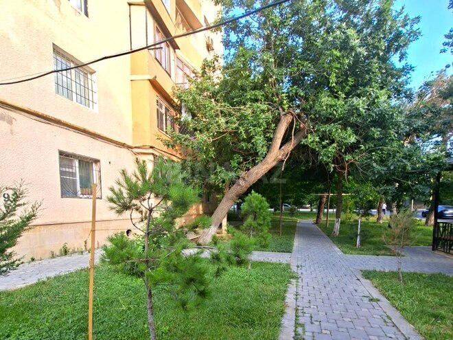Продаётся 3-комн. вторичка 65 м², м. Нефтчиляр, photo 25 from 28