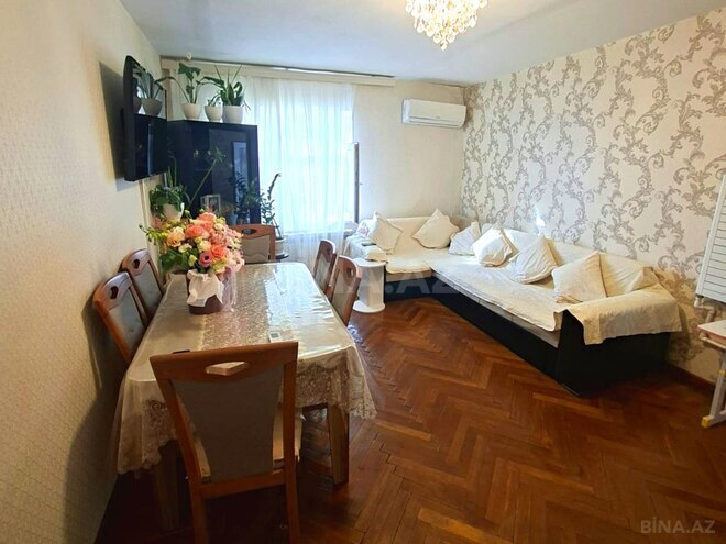 Продаётся 3-комн. вторичка 65 м², м. Нефтчиляр, photo 3 from 28