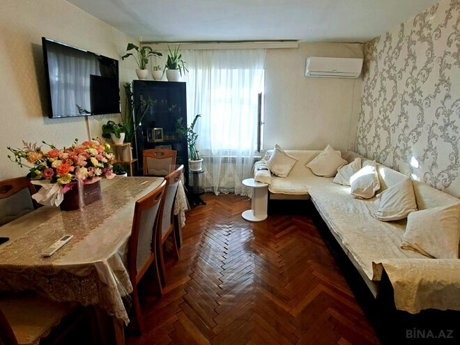 Продаётся 3-комн. вторичка 65 м², м. Нефтчиляр, photo 6 from 28