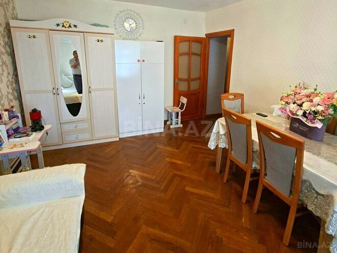 Продаётся 3-комн. вторичка 65 м², м. Нефтчиляр, photo 19 from 28