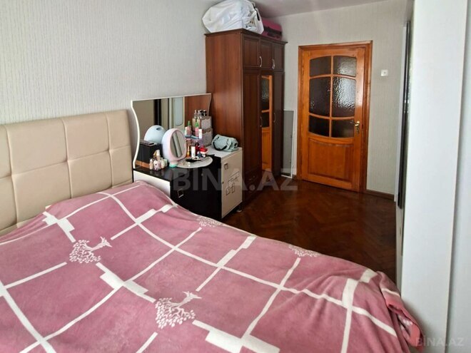 Продаётся 3-комн. вторичка 65 м², м. Нефтчиляр, photo 14 from 28