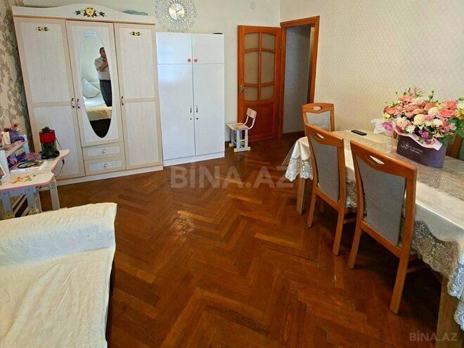 Продаётся 3-комн. вторичка 65 м², м. Нефтчиляр, photo 13 from 28