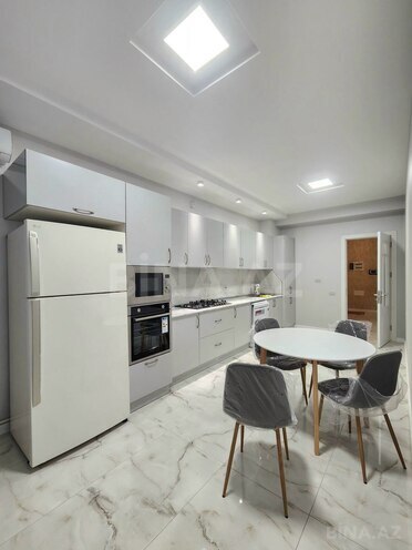 İcarəyə verilir 3 otaqlı yeni tikili 130 m², Gənclik m., photo 7 from 25