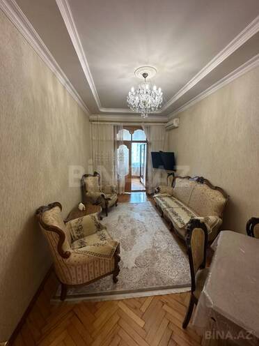 Satılır 3 otaqlı köhnə tikili 75 m², Nəsimi r., photo 1 from 17