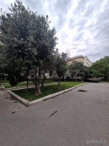 Satılır 2 otaqlı köhnə tikili 46 m², İnşaatçılar m., photo 1 from 25