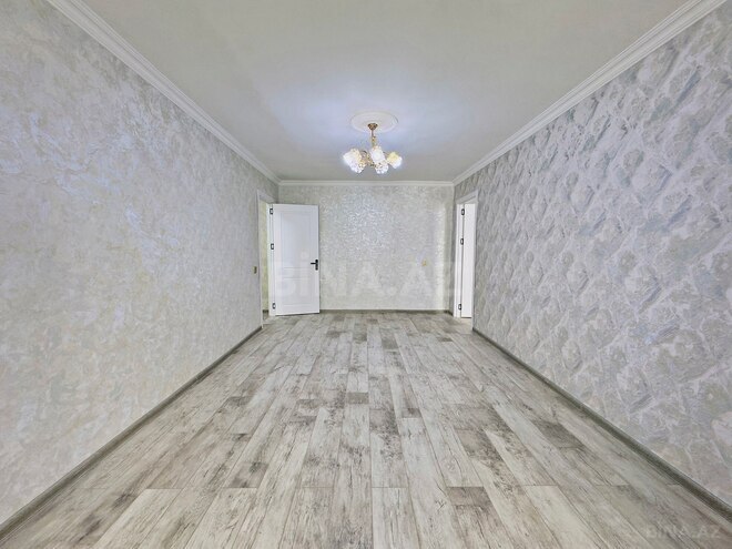Satılır 2 otaqlı köhnə tikili 60 m², Qara Qarayev m., photo 4 from 12