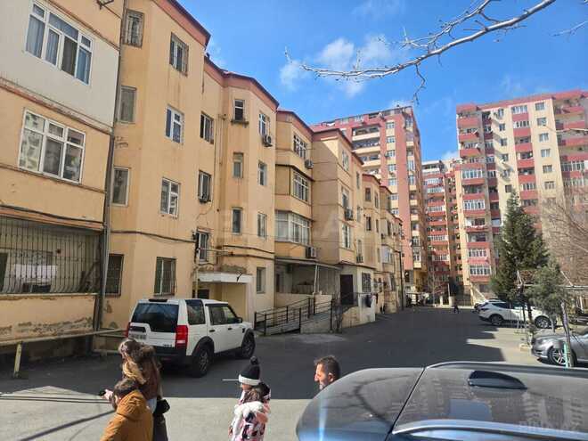 Satılır 2 otaqlı köhnə tikili 85 m², photo 1 from 10