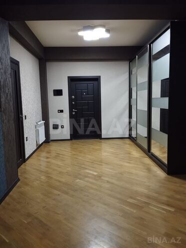 Сдаётся 3-комн. новостройка 120 м², м. Ази Асланов, photo 11 from 14