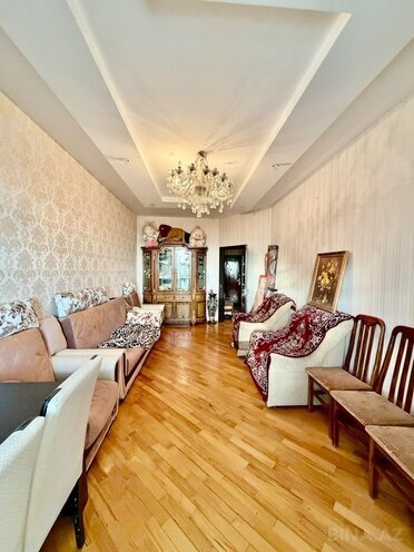 Продаётся 2-комн. новостройка 65 м², м. Ази Асланов, photo 3 from 10