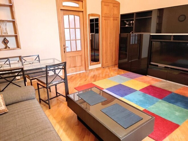 İcarəyə verilir 2 otaqlı köhnə tikili 60 m², Sahil m., photo 6 from 14