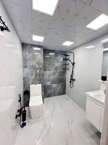 Продаётся 2-комн. вторичка 45 м², м. Иншаатчылар, photo 14 from 16