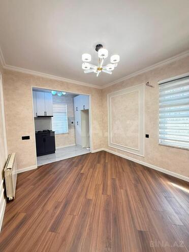 Продаётся 2-комн. вторичка 45 м², м. Иншаатчылар, photo 4 from 16