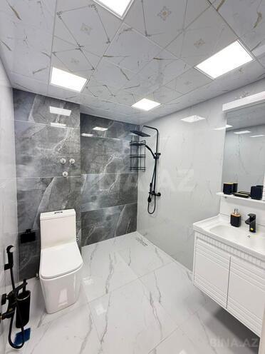 Продаётся 2-комн. вторичка 45 м², м. Иншаатчылар, photo 13 from 16