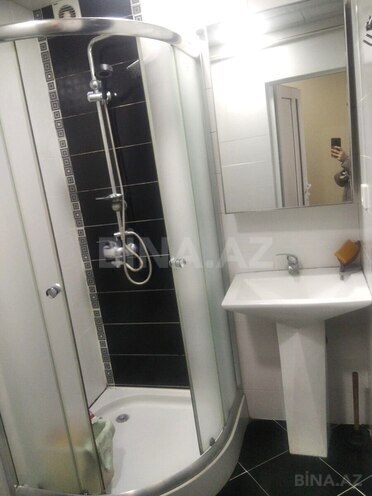 Сдаётся 3-комн. вторичка 75 м², м. Кара Караев, photo 15 from 19