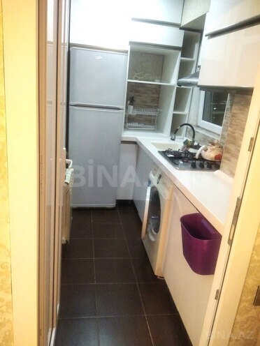 Сдаётся 3-комн. вторичка 75 м², м. Кара Караев, photo 13 from 19