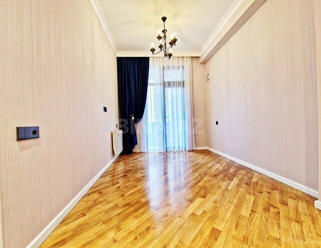 Продаётся 2-комн. новостройка 62.1 м², м. Кара Караев, photo 1 from 12
