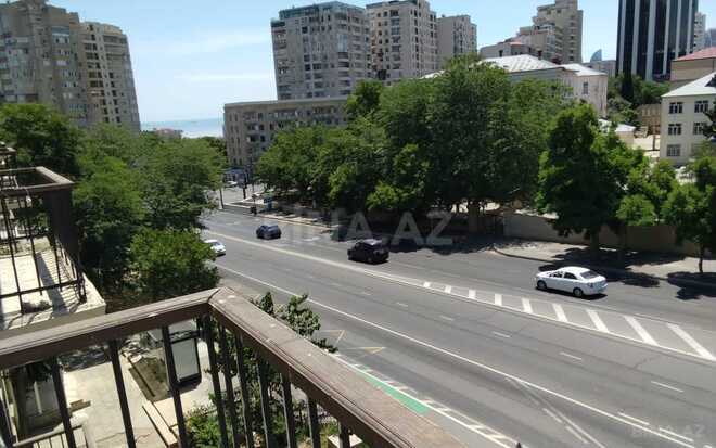 Сдаётся 3-комн. вторичка 90 м², м. Элмляр Академиясы, photo 13 from 14