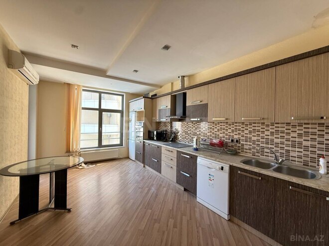 Satılır 4 otaqlı yeni tikili 214 m², Nizami m., photo 8 from 11