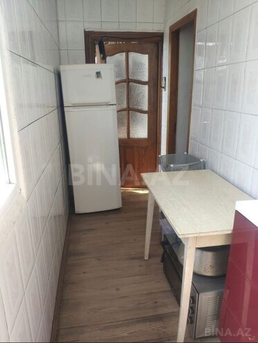 Продаётся 3-комн. вторичка 60 м², м. Кара Караев, photo 6 from 12