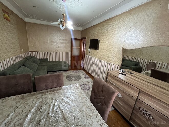 İcarəyə verilir 3 otaqlı köhnə tikili 75 m², Xalqlar Dostluğu m., photo 3 from 14