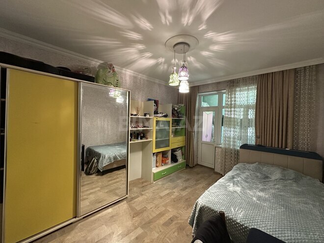 Satılır 4 otaqlı köhnə tikili 110 m², Xalqlar Dostluğu m., photo 10 from 23