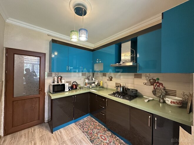 Satılır 4 otaqlı köhnə tikili 110 m², Xalqlar Dostluğu m., photo 17 from 23