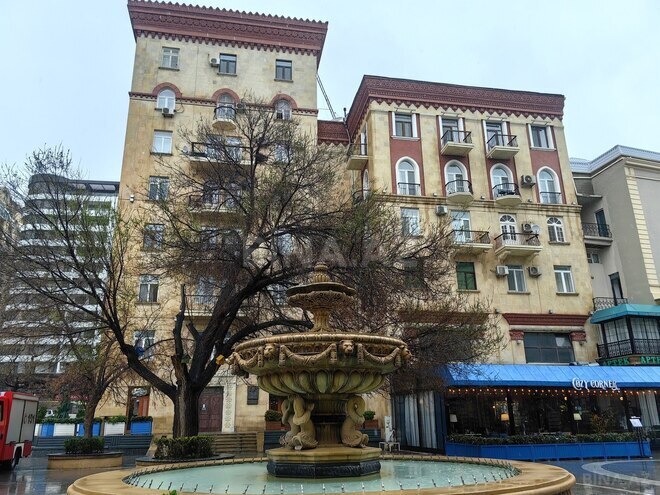 İcarəyə verilir 2 otaqlı köhnə tikili 85 m², Sahil m., photo 24 from 28