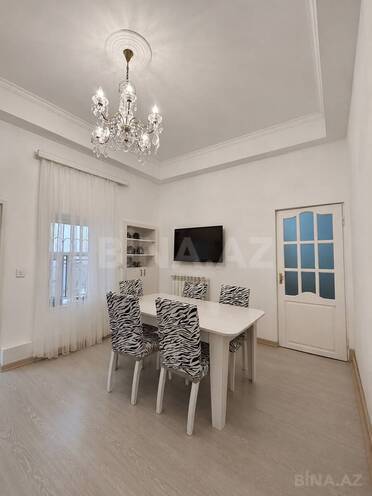 Satılır 7 otaqlı köhnə tikili 130 m², İçəri Şəhər m., photo 6 from 11